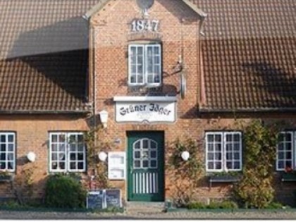 照片: Gr&amp;uuml;ener J&amp;auml;eger